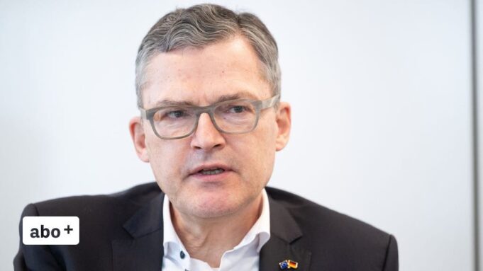 CDU-Politiker Kiesewetter Kritusioert Die Schweiz

