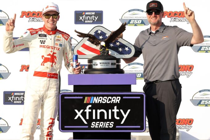 Connor Zilisch und Kapitän Dale Earnhardt Jr. gewinnen Pocono Nascar Xfinity Race


