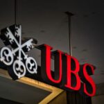 DATEN VON UBS-CHEF und TAUSENDEN MARTERN IM DARDNET