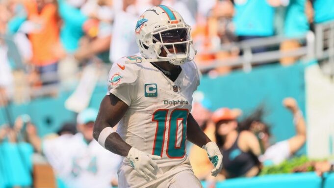 Die Top 100 Spieler von CBS betreten das 2025 Delphin -Duo in der NFL -Saison

