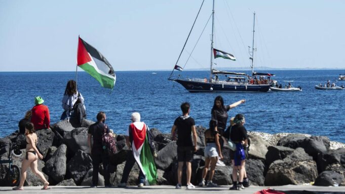 Direkt, Guerre à Gaza - L'Ong du Navire Human Pour Gaza dit que celui -ciaétéraraisononnéparl'armée israelienne

