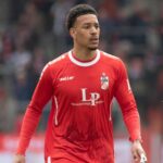 Eintracht Frankfurter Nachrichten Herausforderer: Profiverttrag für Maluze | Hessenschau.de