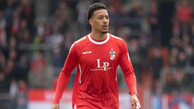 Eintracht Frankfurter Nachrichten Herausforderer: Profiverttrag für Maluze | Hessenschau.de

