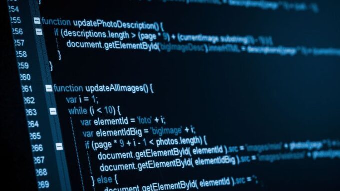 Hinterkin Ki Natasha Steckten 700 Indiens Programmierer

