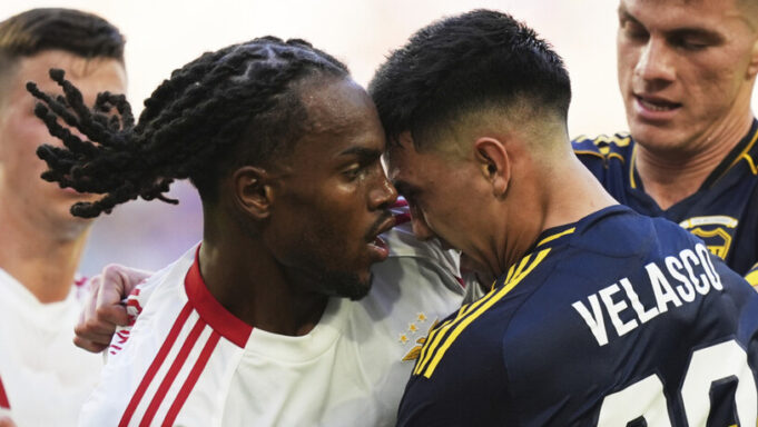 Hitziges Spektakel Zwische Boca -Teenager und Benfica

