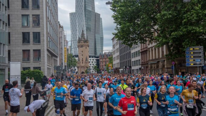 JP-Morgan-Lauf 2025: Mehr ALS 64.000 Trotze in Frankfurt Dem Regen | Hessenschau.de

