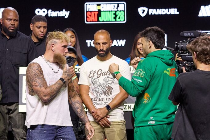 Jake Paul gegen Julio Cesar Chavez Jr Live: Startzeit, Karten, Kampfaktualisierungen und Ergebnisse

