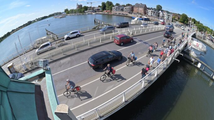 Kappeln wird Verkehrsschilder um 50 Prozent Reduzieren

