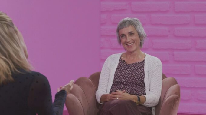 «Komfortzona»: Andrea Steiner isst Ausgebildete Besuchsclownin und Twistt so Magie und Humor in Spitäler und Altershime

