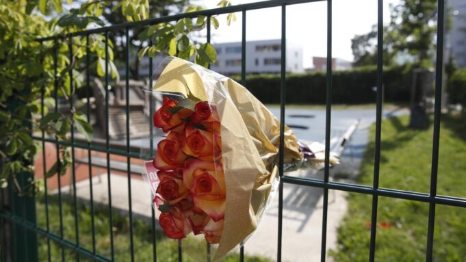 L'Atiche Sous le coctaprèsunefusillade morde

