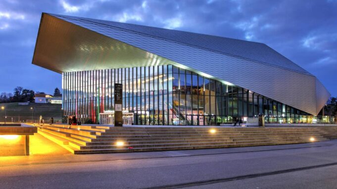 L'Epfl Porte Kläger Contredesétudiants pro-palestiniens aux Propos Haineux

