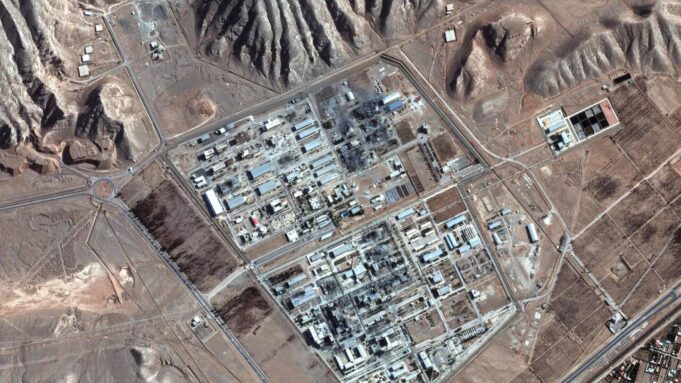 La Bombe Atomique, Unstrument de Survie Pour Lerégime Ehrides Mollahs

