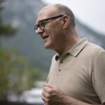 Les Tuiles Volent en Escadrille