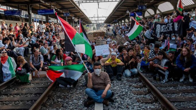Les cff vontdé poseraprainte aprainte la sumismions pro -palestinienne intatsendue qui a bloquall le trafic - genève mit lausanne lundi lundi

