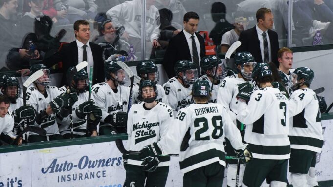 Michigan Hockey landet Mason Wests Versprechen

