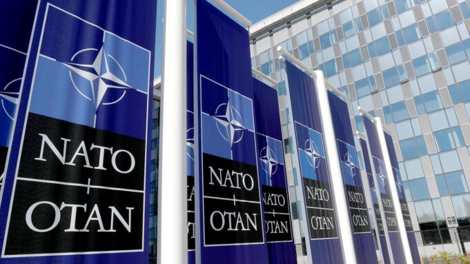 NATO Einig bei Ausgaben-Zielvon Fünf Prozzent

