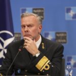 NATO - Jeepfer: Admiral, Philcht West Walkridge Roslan Engreve?
