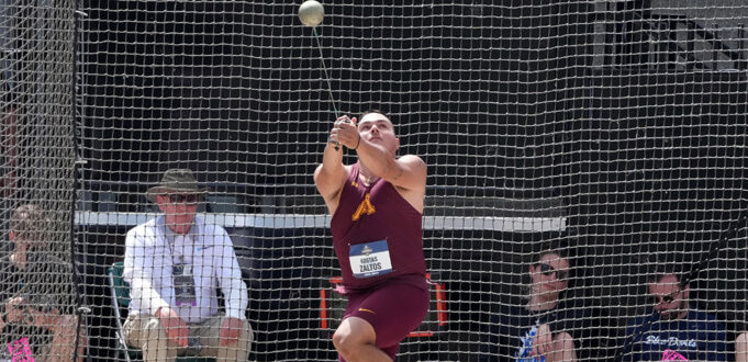 NCAA -Mann Hammer - Záltos gewinnt beim vierten Versuch


