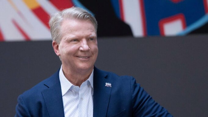 Phil Simms Stadium: Morehead State benennt das Fußballfeld nach zweimaliger Super Bowl-Titel der New York Giants um

