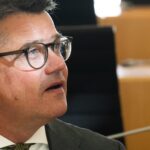 Rhein Zu Bund-Länder-Einigungrüber InvestitionSpaket: "Haben für HessensSens Kommunen Geliebert" | Hessenschau.de