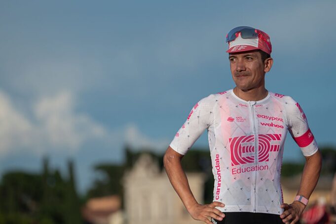 Richard Carapaz wurde von der Tour de France ausgeschlossen

