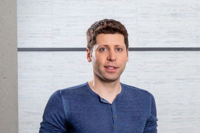 Sam Altman Sagt Ankung der Superintelligenz Voraus

