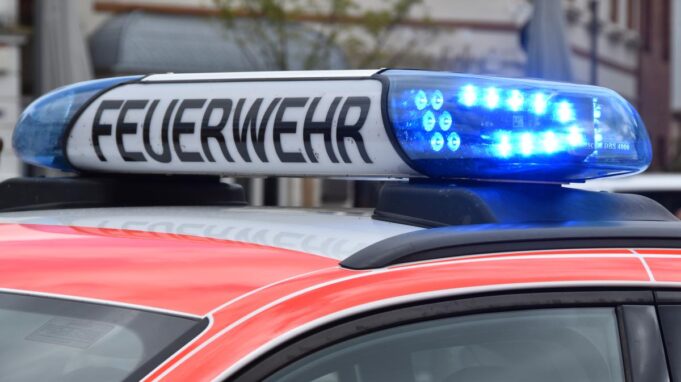 Schwefelsäureläuftaus - Gefahrfürkanalisierung

