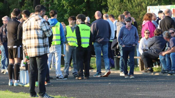 Svazadilübeckbricht Aufstiegsspiel Gegen VFR Horst AB

