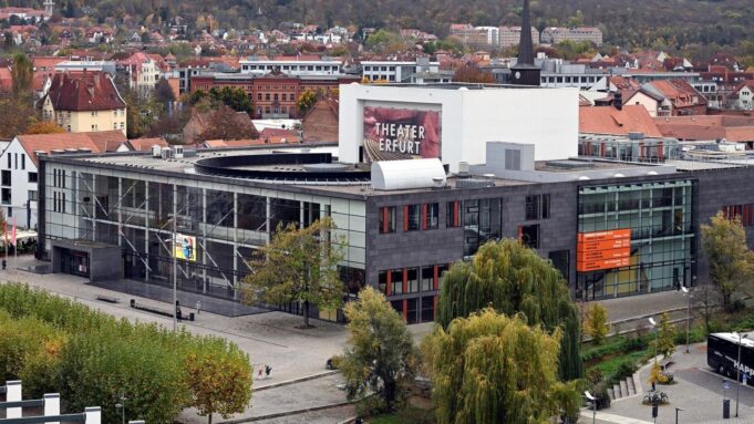 Theater: Stadt Erfurt Steht vor Einigung mit der Ex-Verwaltungschefin

