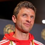 Thomas Müller: Derscheiche -Schreiber -Kicking