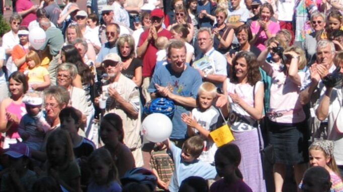 Torresch Ferert 20 JahreDadtrecht Mitgroßemfamilienfest


