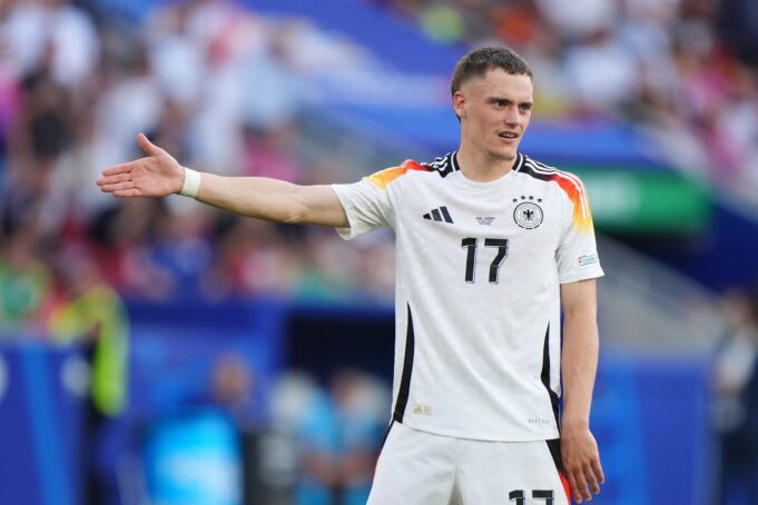 Transfer News Live: Wirtz besucht Liverpool Medical, Shock Man Utd Utner in Mbeumo, Arsenal Eye Chelsea Star

