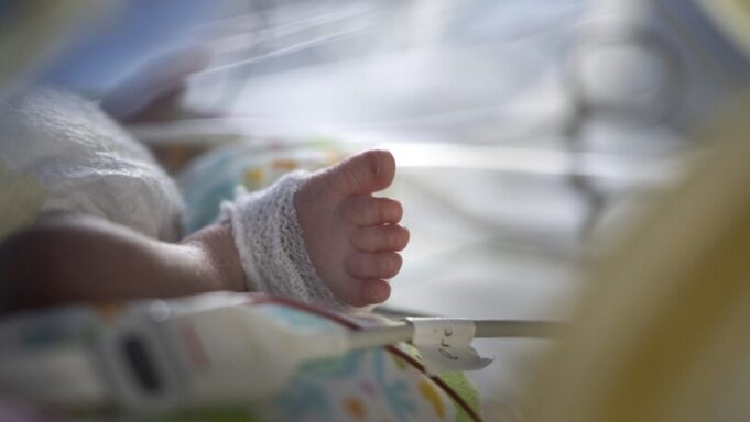 Vater aus Netstalverlettte Sein Baby im Kokainrausch: Zwei Jahrspäter Will Erzurückzur vertraut


