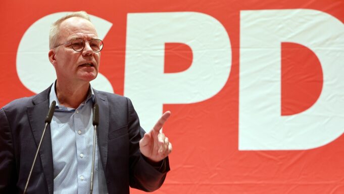 Vorstoßaustspolitik: Auch Die Fraktion Distanzert Sich

