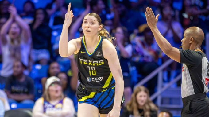 WNBA: Geisel Söder Glänzt MIT Doppel, Sun Feiern Heimpremiere Peking Mabrey-Gala

