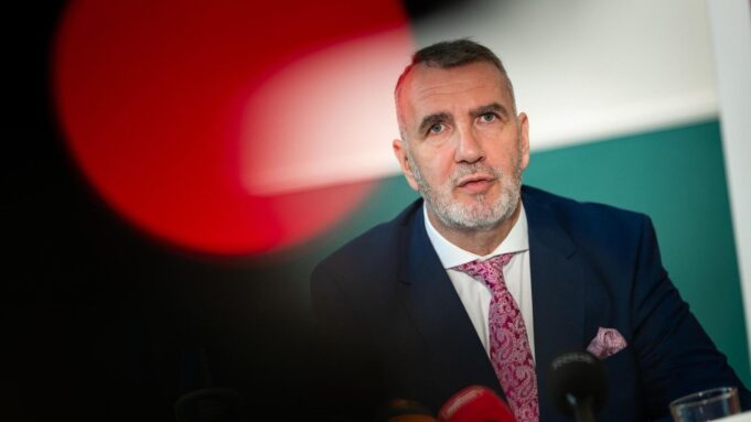 thorenen: Afd-Fried Droht ganzerjuristischerärger

