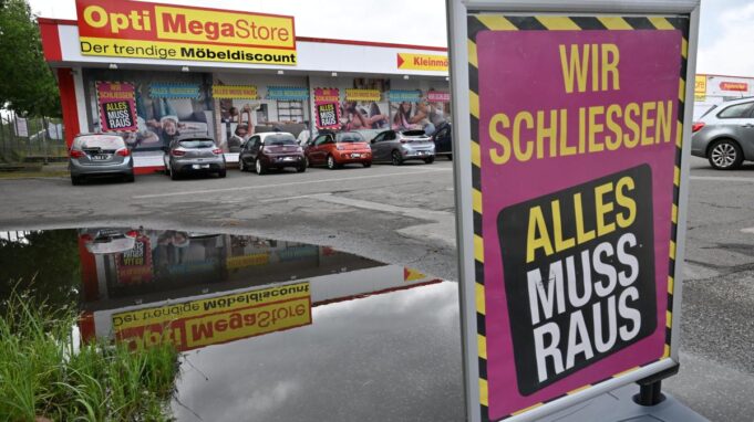 Also, Itzehoe Witters Geht es mit dem Opti-Megastore

