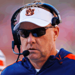 Auburn -Trainer Hugh Freeze verteidigt seinen Golfausflug vor der Saison 2025: