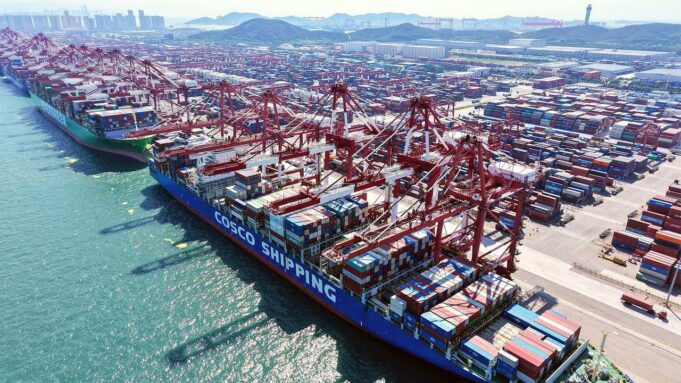 Chinas Exporte Steigen Trotz Handelskonflikt MIT Den USA

