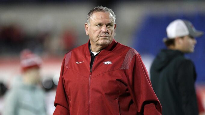 College Football Hot Seat Ranking: Wie neun Trainer letztes Jahr online arbeiten


