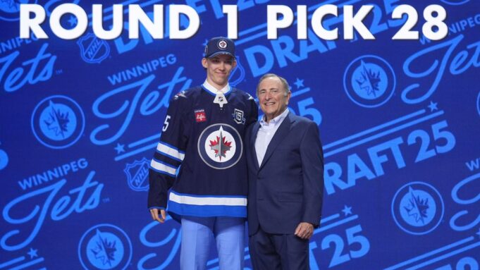 Das NHL -Team stimmt ab, um den Entwurf im nächsten Jahr zu teilen

