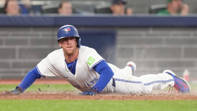 Der beste Engel der blauen Jays, die kontinuierlich fegen


