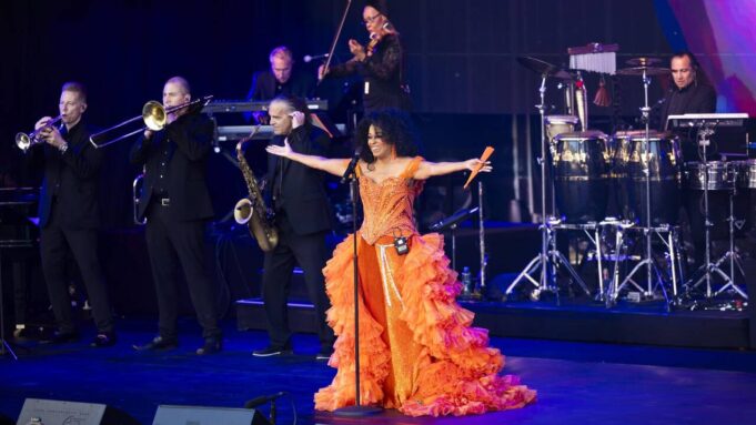Diana Ross de Retour

