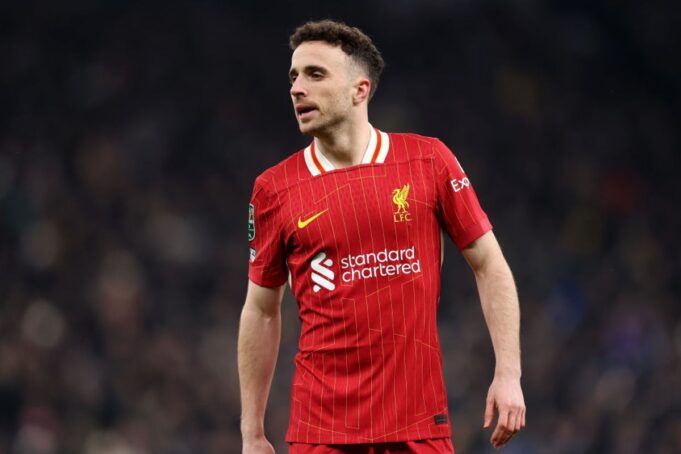 Diogo Jota: Liverpool und Jamie Carragher Lead Triad Zahlen Tribut, sterben bei einem Autounfall

