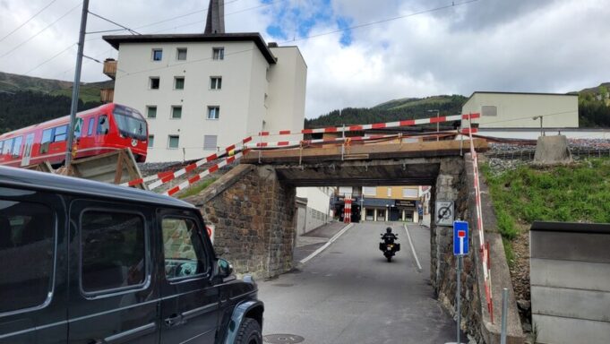 Es Krieg Höchste Eisenbahn: RHB Kann Nach Baustopp Davoser Brücken Erneuern

