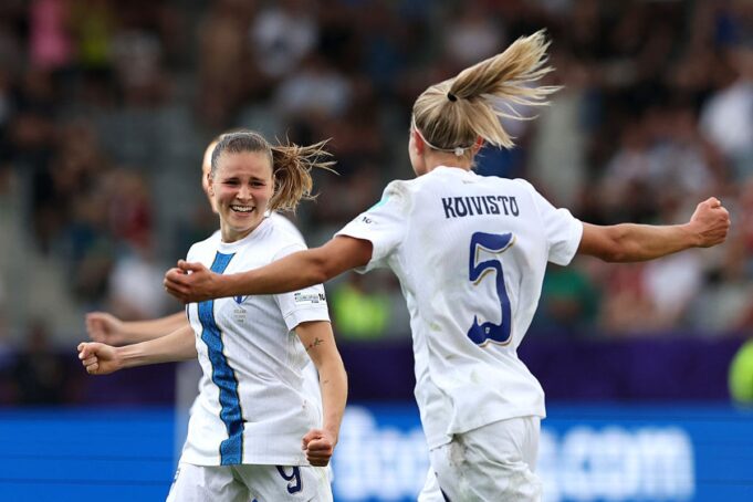 Finnland startet European Cup 2025, indem er 10 Spieler Island besiegt hat

