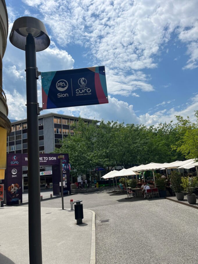 Frauen-euro 2025 in sitten: fanzoneeröhnet und Dasste spiele steht an

