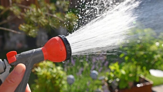JETZT Wireless Das Wasser Knapp

