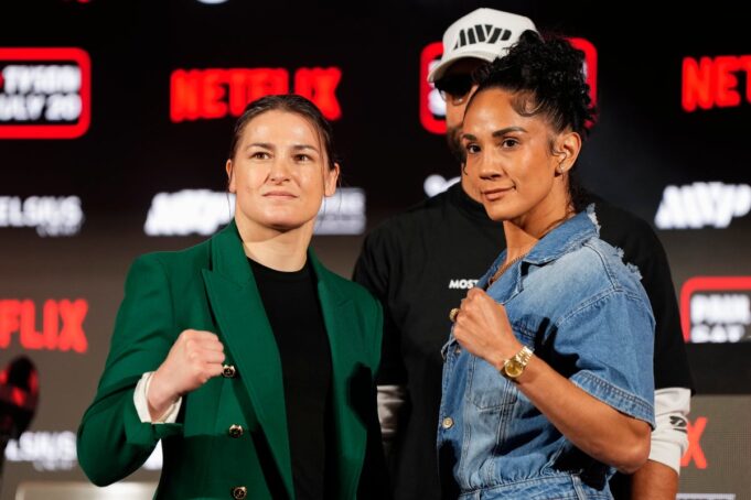 Katie Taylor kämpft den dritten Platz Amanda Serrano als 