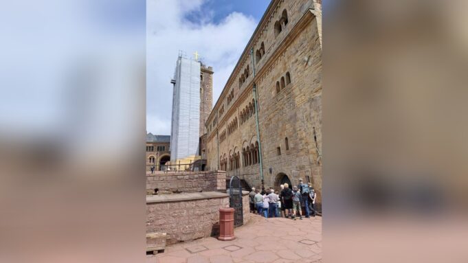 Kosmetik für Bergfried: Deshalb Steht auf der Wartburg von Eisenach Ein Gerüst

